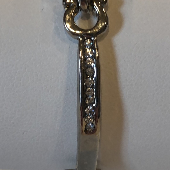 Rhinestone center stone silver tone bracelet. Well made channel set detail - Picture 5 of 7